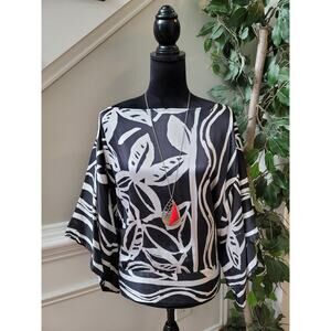 Cache Silk Blouse Womens Large Black White Floral Print Batwing Sleeve Top